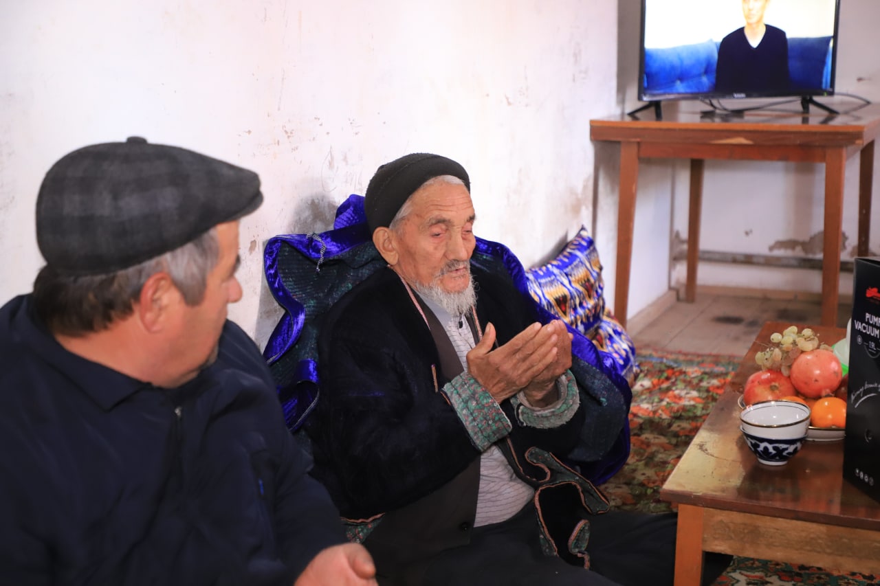 Keksalari eʼzoz topgan yurt! Keksalari eʼzoz topgan yurt!
