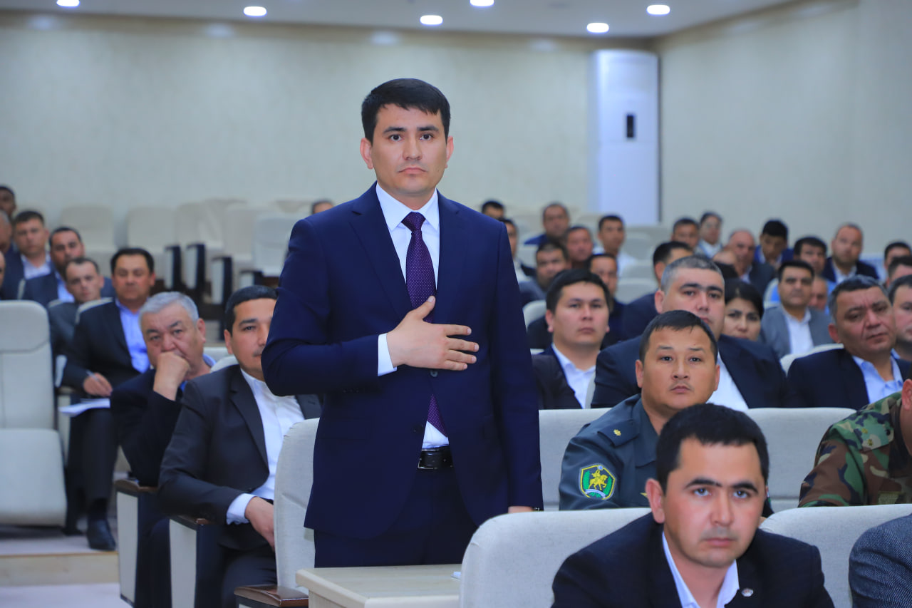 Xalq deputatlari Tuproqqalʼa tumani Kengashining navbatdan tashqari sessiyasi bo'lib o'tdi. Xalq deputatlari Tuproqqalʼa tumani Kengashining navbatdan tashqari sessiyasi bo'lib o'tdi.