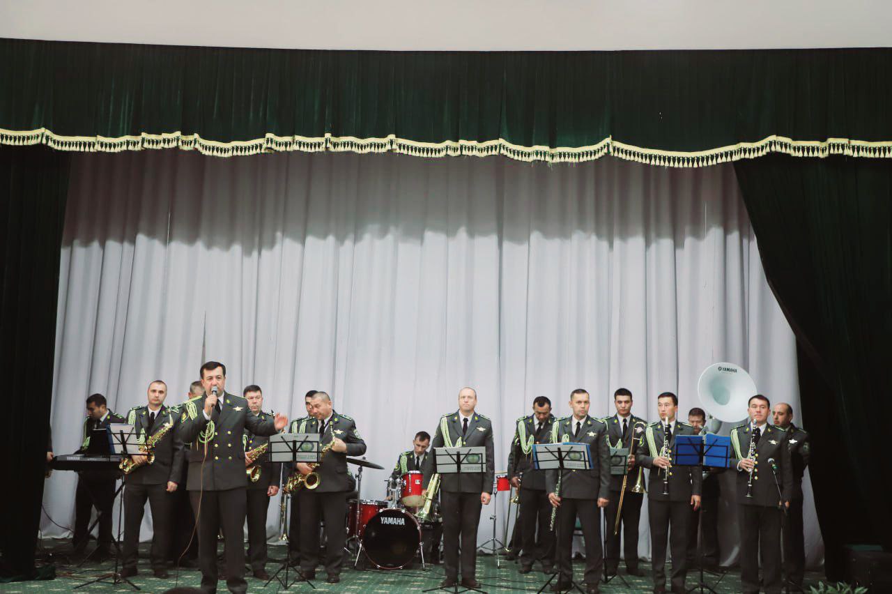 Bugun Tuproqqal'a tumanidagi 6-son bolalar musiqa va san'at maktabida 